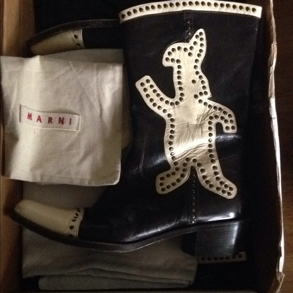 MARNI butter soft bunny boots -RARE 40